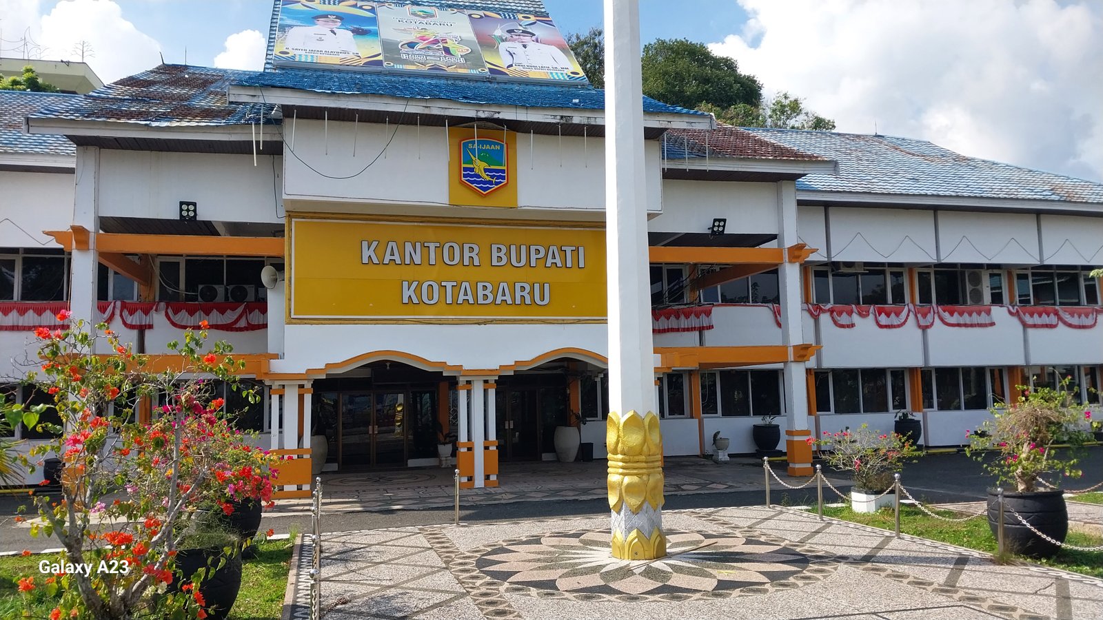 Pemkab Kotabaru Ajak Pengusaha Investasi Hotel Di Depan Obyek Wisata Siring Laut