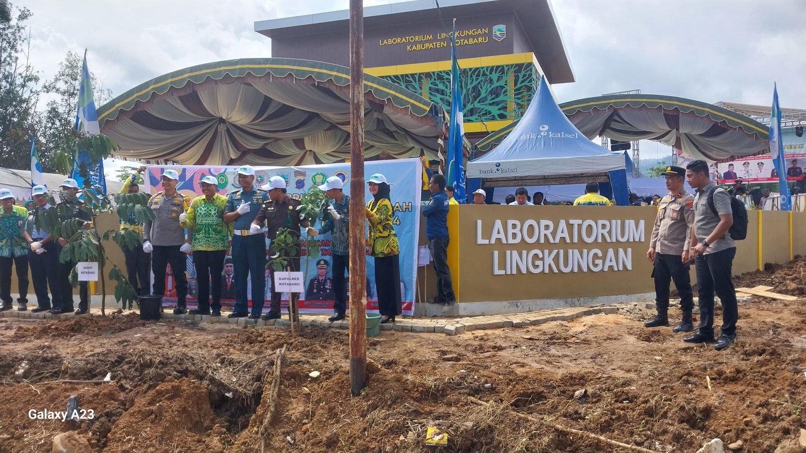Sekda Resmikan Laboratorium Lingkungan Milik Pemkab Kotabaru