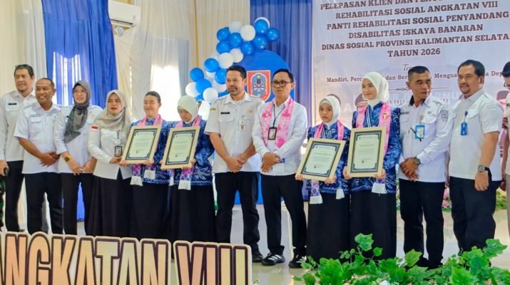 Dinsos Kalsel Lepas 20 Klien Program Rehabilitasi Sosial Angkatan VIII PRSPD Iskaya Banaran