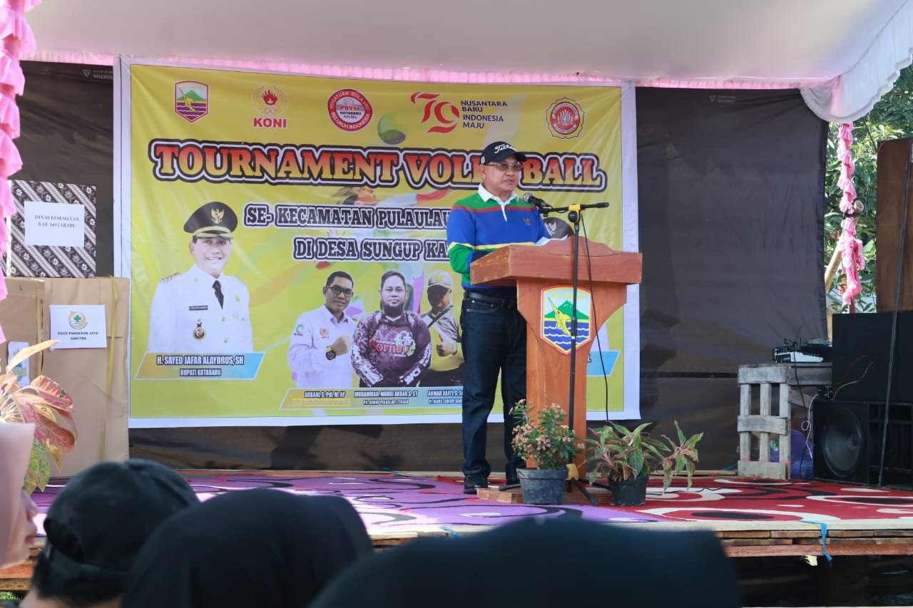 Sambut HUT RI 2024, Bupati Kotabaru Buka Tournament Volly Ball se Pulau Laut Tengah