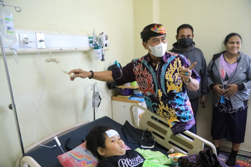 98% Penduduk Kaltara Tercover Program JKN, Zainal A. Paliwang Terima Penghargaan Dari Wapres RI