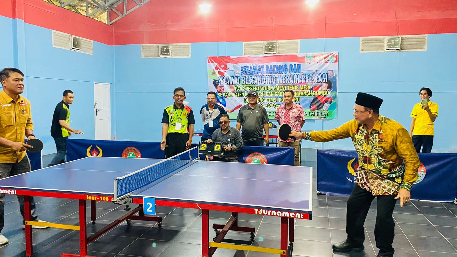 Bupati Kotabaru Buka Turnamen Tenis Meja : Junjung Sportivitas