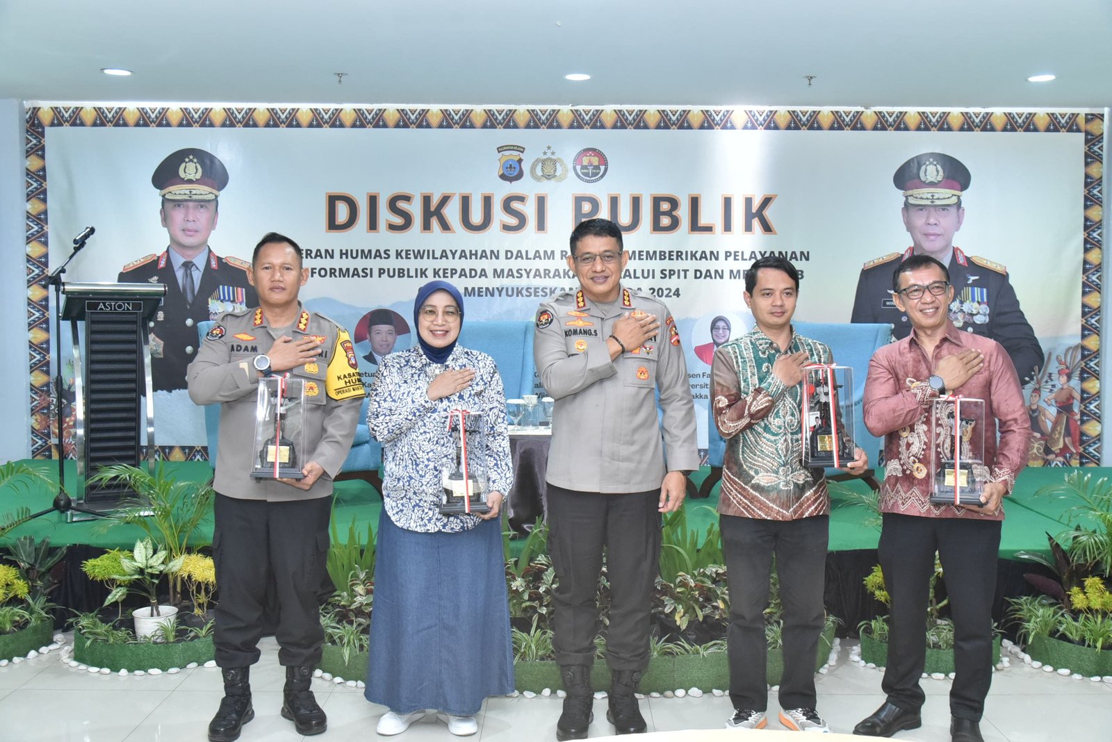Divisi Humas Polri Gelar Diskusi Keterbukaan Informasi Publik Di Polda Kalsel