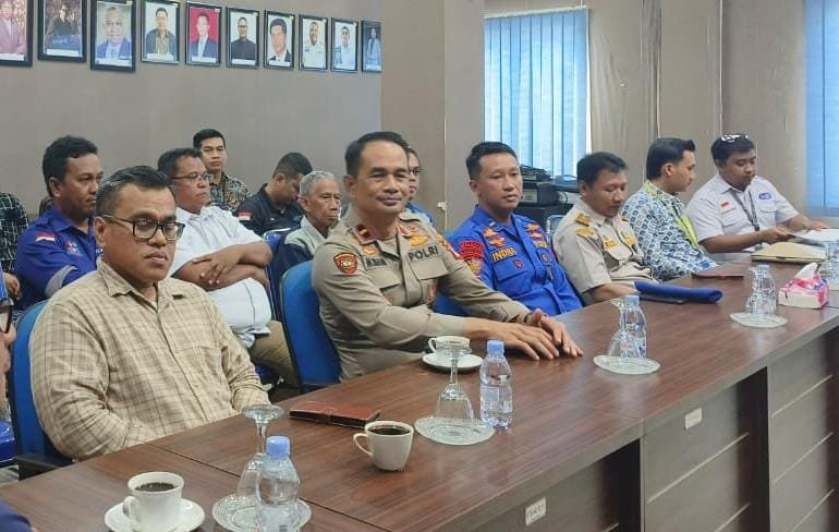 Kapolsek Pulau Laut Utara, Ipda M. Rifani Hadiri Coffee Morning Bersama Pelindo Dan Mitra Kerja