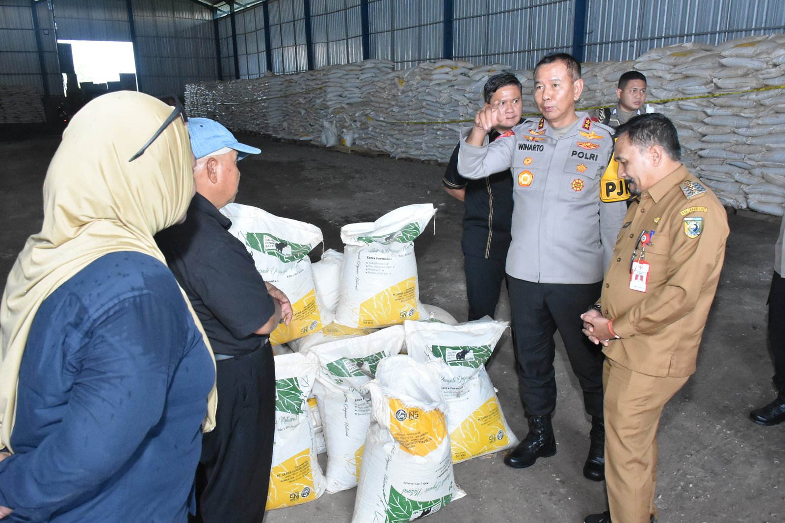 Polda Kalsel Ungkap Kasus 600 Ton Pupuk Ilegal di Banjarbaru