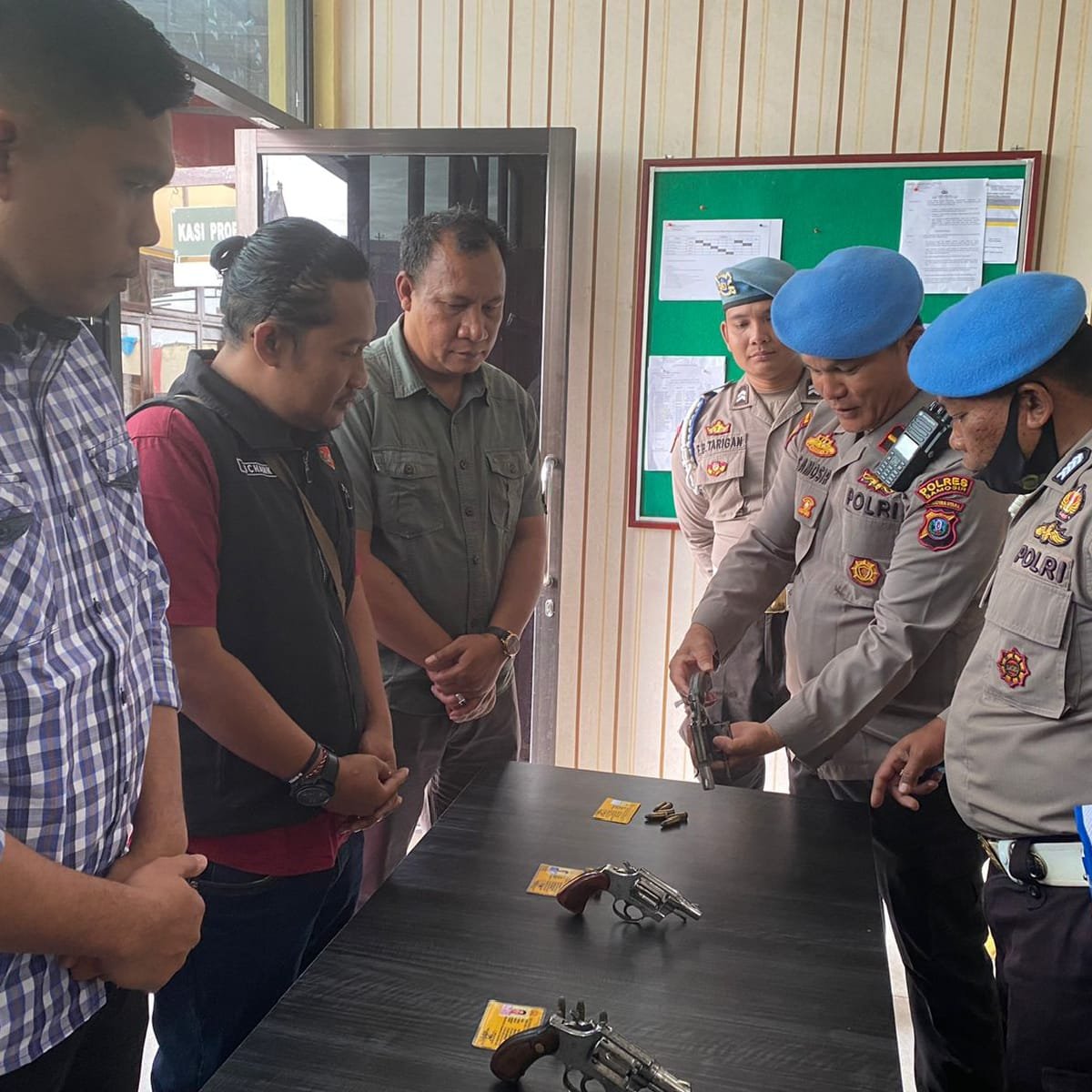 Polres Samosir Tegakkan Disiplin, Awasi Penampilan Kesehatan dan Perilaku Personel