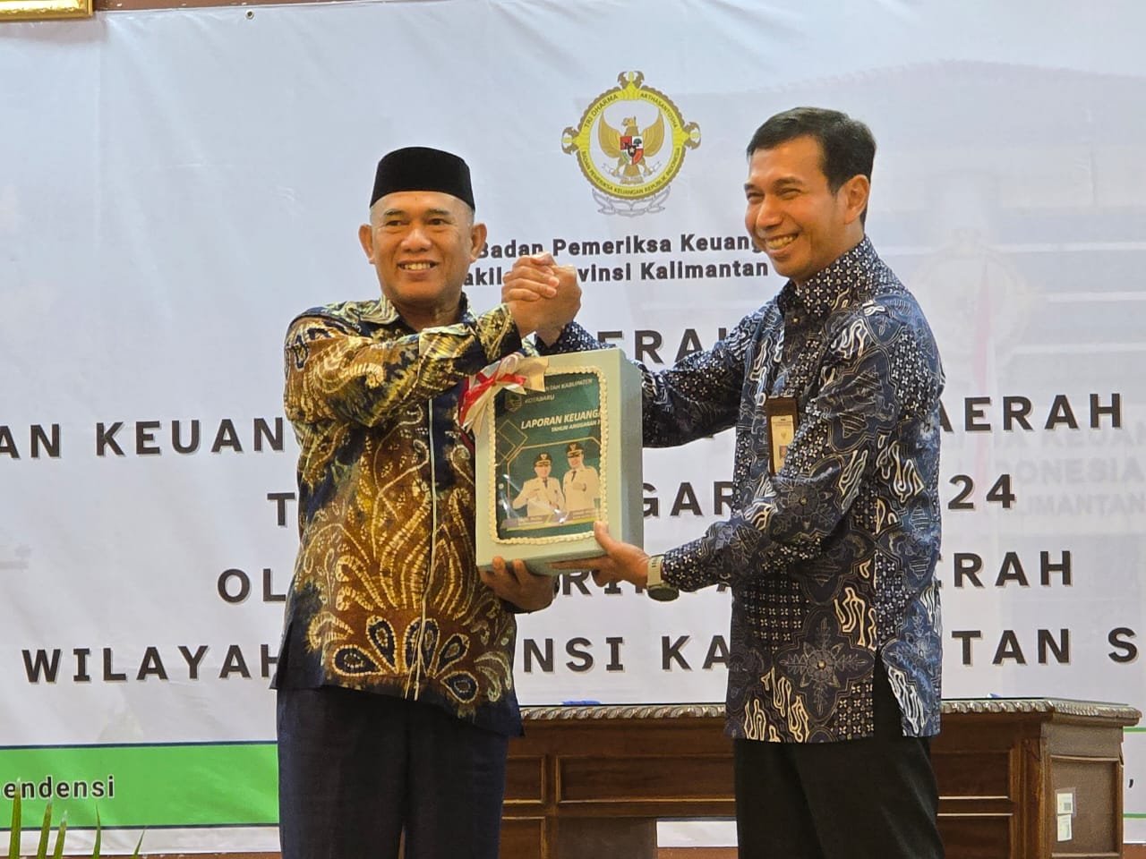 Bupati Kotabaru Serahkan LKPD T.A 2024 ke BPK Perwakilan Kalsel
